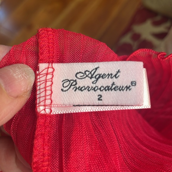 Beautiful sexy silk Agent Provocateur sleep wear - Picture 5 of 6